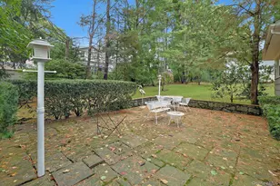 129 Hillandale Dr, New Rochelle, NY 10804 - Photo 25