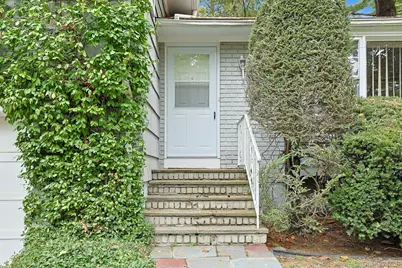 129 Hillandale Drive, New Rochelle, NY 10804 - Photo 5