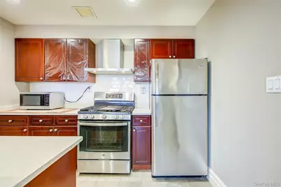 13546 Grand Central Parkway #4C, Briarwood, NY 11435 - Photo 7