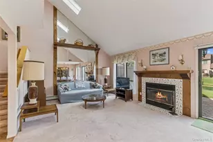 3 Timber Ridge Dr, Holbrook, NY 11741 - Photo 7