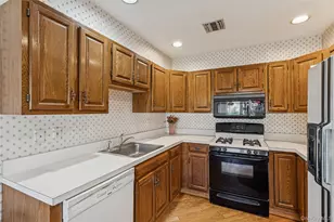 3 Timber Ridge Dr, Holbrook, NY 11741 - Photo 13