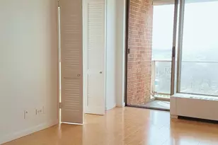 61-20 Grand Central Pkwy, Forest Hills, NY 11375 - Photo 7