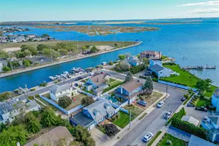 227 Sunset Ave, Island Park, NY 11558 - Photo 39