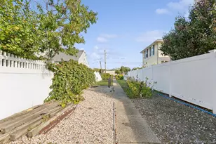 227 Sunset Ave, Island Park, NY 11558 - Photo 25