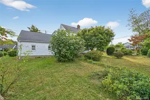 47 10th St, Locust Valley, NY 11560 - Photo 17