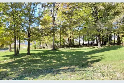 3 Carroll Drive, Woodbury, NY 10930 - Photo 11