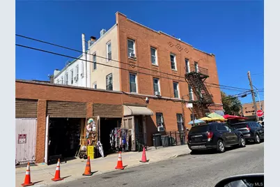 568 Grandview Avenue, Ridgewood, NY 11385 - Photo 3