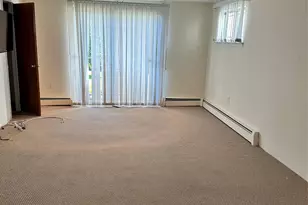 3128 Schreiber Pl, Baldwin, NY 11510 - Photo 3