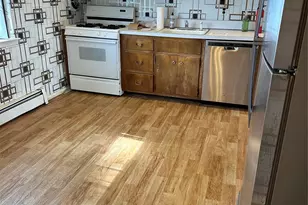 3128 Schreiber Pl, Baldwin, NY 11510 - Photo 9