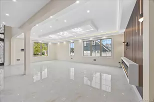 2481 Putnam Dr, East Meadow, NY 11554 - Photo 5