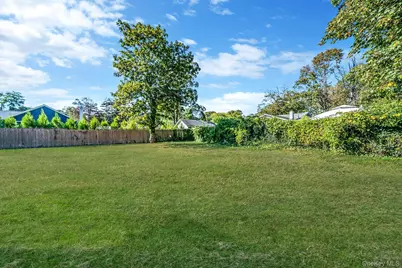 15 Sayville Road, Mastic Beach, NY 11951 - Photo 23