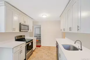 15 Sayville Rd, Mastic Beach, NY 11951 - Photo 11