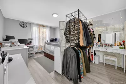 1818 Tomlinson Avenue, Bronx, NY 10461 - Photo 15