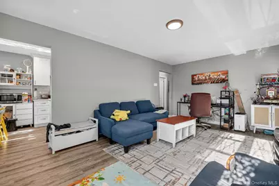 1818 Tomlinson Avenue, Bronx, NY 10461 - Photo 31