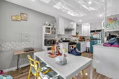 1818 Tomlinson Avenue, Bronx, NY 10461 - Photo 23