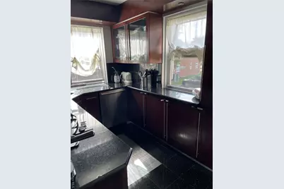 264-11 73rd Avenue #128A4, Glen Oaks, NY 11004 - Photo 9