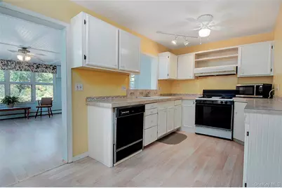 37 Friendly Way, Stormville, NY 12582 - Photo 17