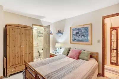 179 Swan Lane, Levittown, NY 11756 - Photo 23