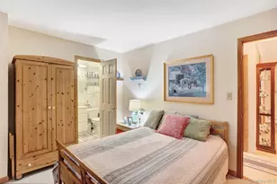 179 Swan Ln, Levittown, NY 11756 - Photo 23