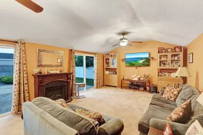 179 Swan Lane, Levittown, NY 11756 - Photo 15