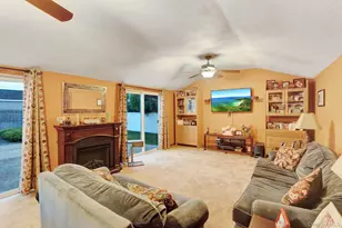 179 Swan Ln, Levittown, NY 11756 - Photo 15