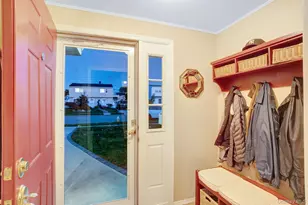 179 Swan Ln, Levittown, NY 11756 - Photo 7