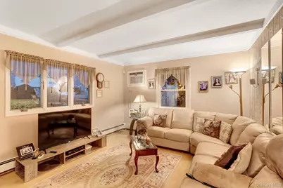 179 Swan Lane, Levittown, NY 11756 - Photo 9