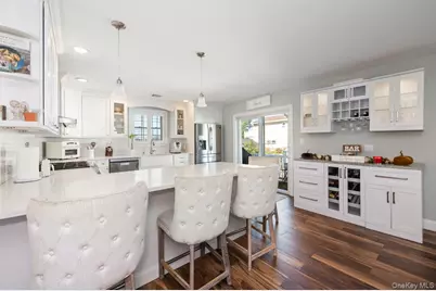 79 Curley Street, Long Beach, NY 11561 - Photo 9