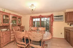 87 9th Ave, Holtsville, NY 11742 - Photo 7