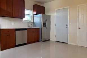 63 Orchard St, Marlboro, NY 12542 - Photo 3