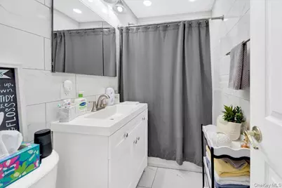 3226 Ampere Avenue, Bronx, NY 10465 - Photo 17