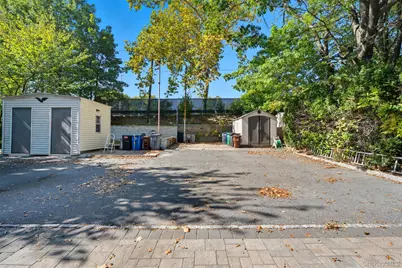 1395 Kearney Avenue, Bronx, NY 10465 - Photo 37