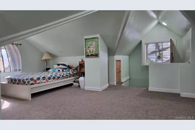 170 E Mineola Avenue, Valley Stream, NY 11580 - Photo 29