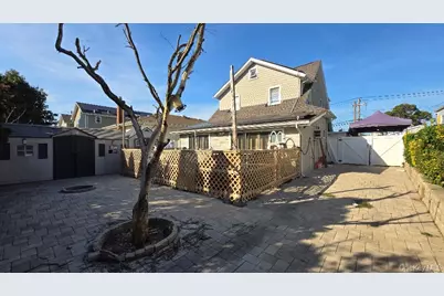 170 E Mineola Avenue, Valley Stream, NY 11580 - Photo 37