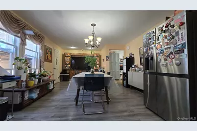 170 E Mineola Avenue, Valley Stream, NY 11580 - Photo 13