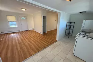 875 Fleetwood Rd, Cutchogue, NY 11935 - Photo 11