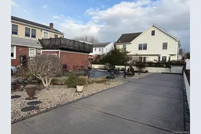 86 Lynbrook Avenue, Point Lookout, NY 11569 - Photo 5