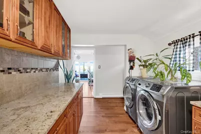 6 Edgewater Park #6D, Bronx, NY 10465 - Photo 9