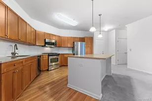 850 E Main St, Stamford, CT 06902 - Photo 7