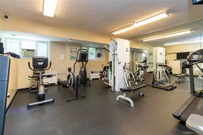 5355 Henry Hudson Parkway #6D, Bronx, NY 10471 - Photo 13