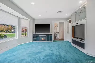 19 Dumond Place, Coram, NY 11727 - Photo 13