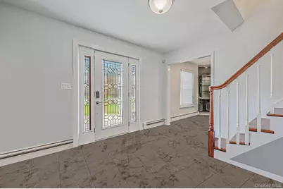 19 Dumond Place, Coram, NY 11727 - Photo 5