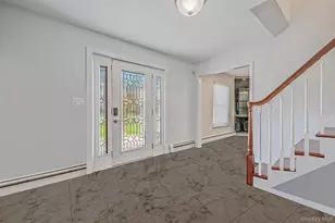 19 Dumond Pl, Coram, NY 11727 - Photo 5