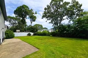 109 North Dr, Massapequa, NY 11758 - Photo 21