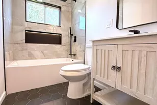 109 North Dr, Massapequa, NY 11758 - Photo 25