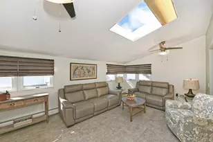 114 Twig Ln, Levittown, NY 11756 - Photo 7