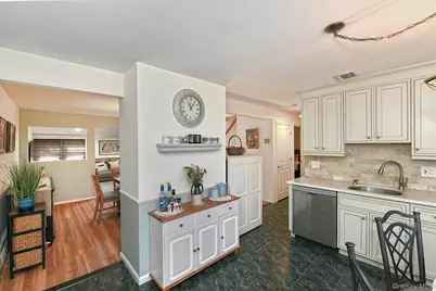 114 Twig Lane, Levittown, NY 11756 - Photo 3