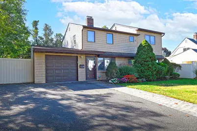 114 Twig Lane, Levittown, NY 11756 - Photo 19