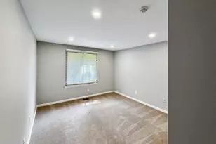 100 Glen Hollow Dr, Port Jefferson Station, NY 11776 - Photo 13