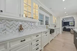 192 Burtis Ln, Muttontown, NY 11791 - Photo 15